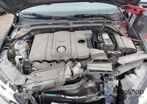 2013 Volkswagen Jetta Se z USA, uszkodzony, nr VIN 3VWDP7AJ8DM210875